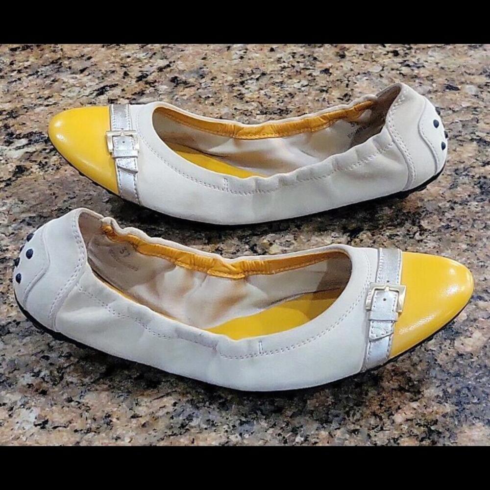 Tod's Yellow Cap Toe Beige Suede Scrunch Buckle Ballet Flats Womens Shoes 37 7